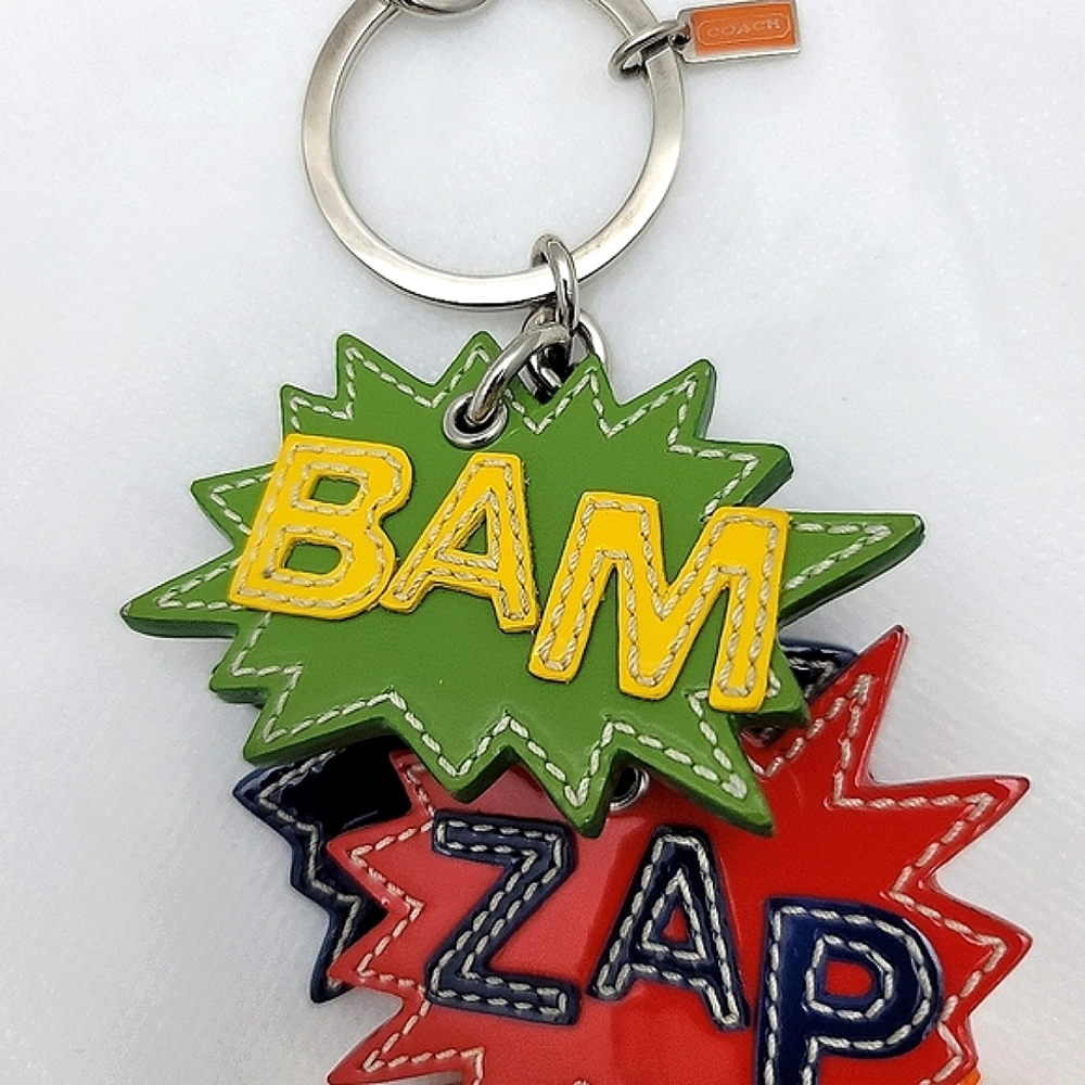 *Very Rare* Coach Comic Book Leather Keychain Bag Charm - Picture 3 of 15
